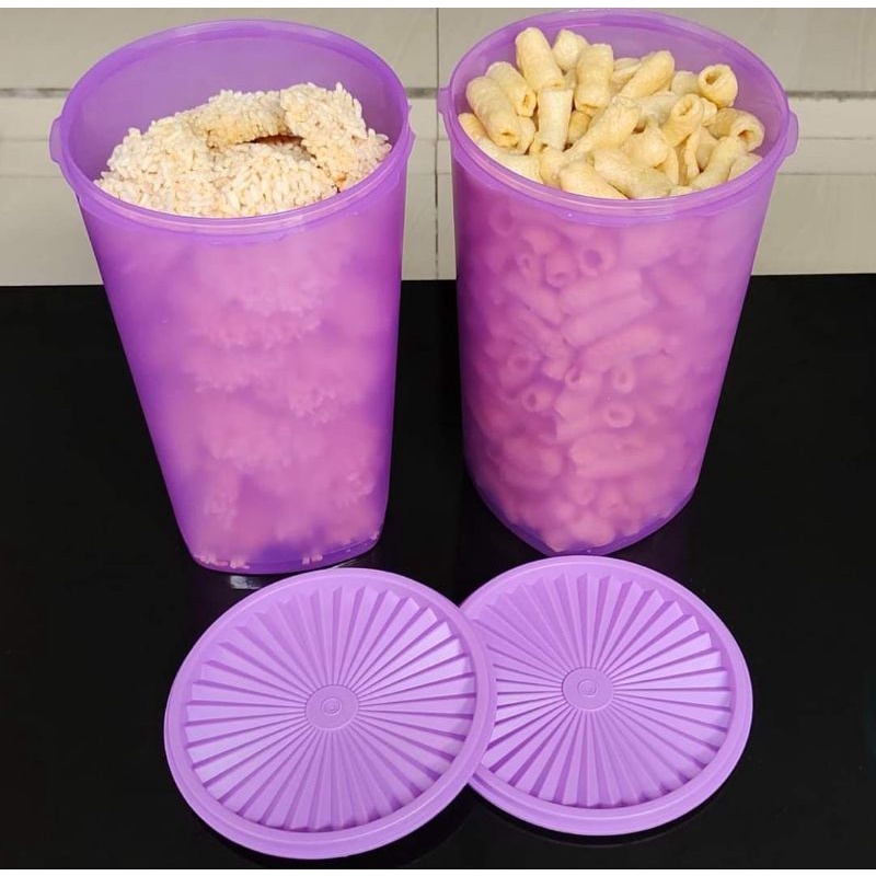 Snack keeper tupperware