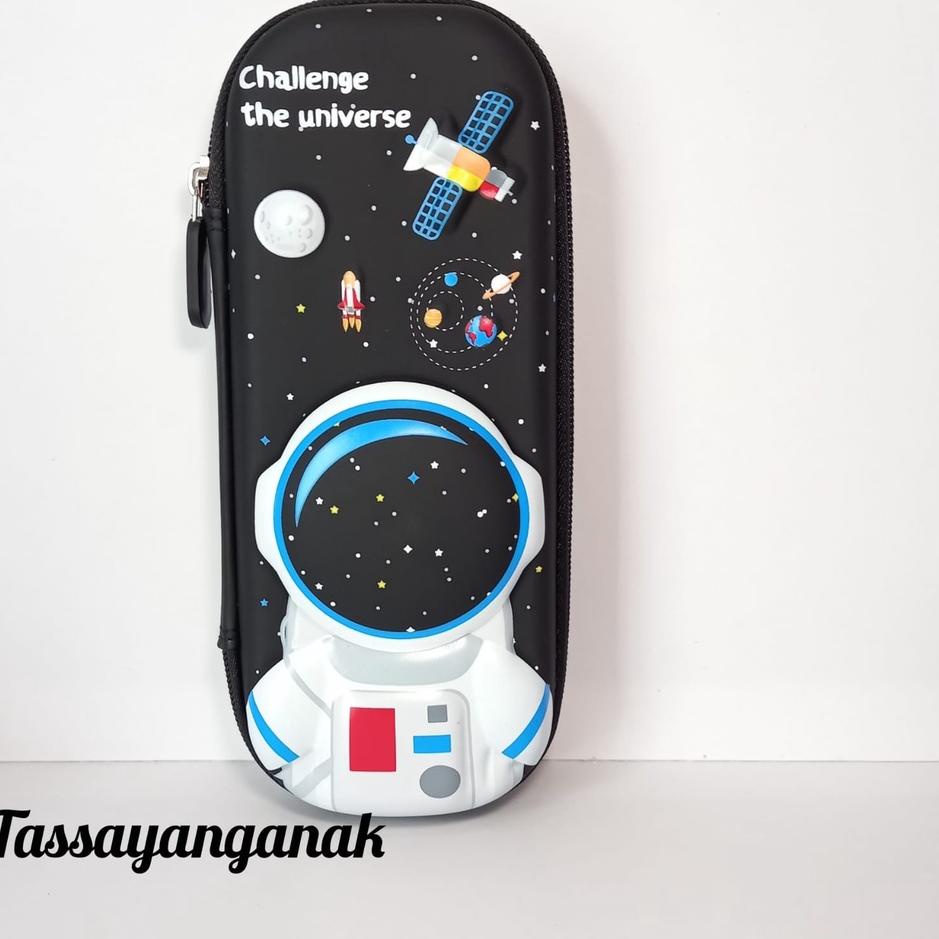 

Big Sale - Kotak pensil tempat pensil hardcowo Motif ASTRONOT 3D 6D kado ultah anak keren Size 22x5X10 CM ✔