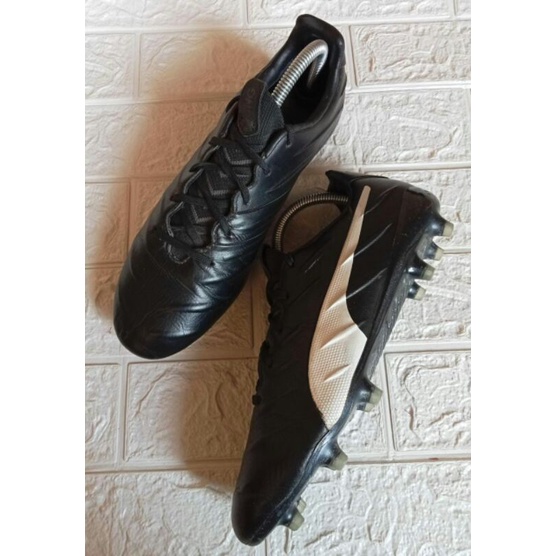 Sepatu Bola Second Original,Puma Size 40.5