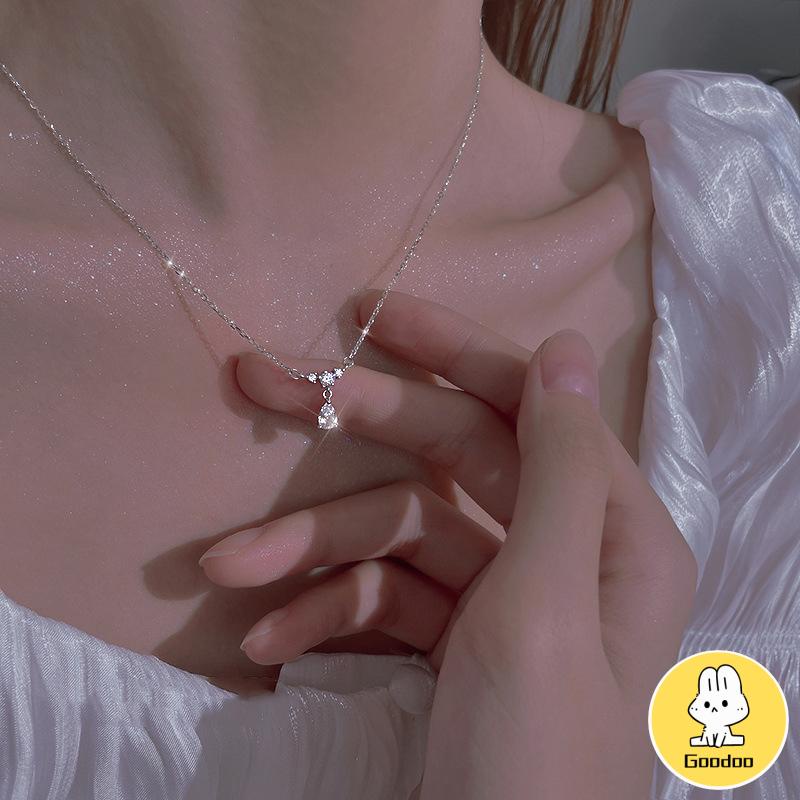 Kalung Wanita Liontin Desain Tetesan Air Hias Berlian Gaya Mewah Untuk Hadiah Ulang Tahun -Doo