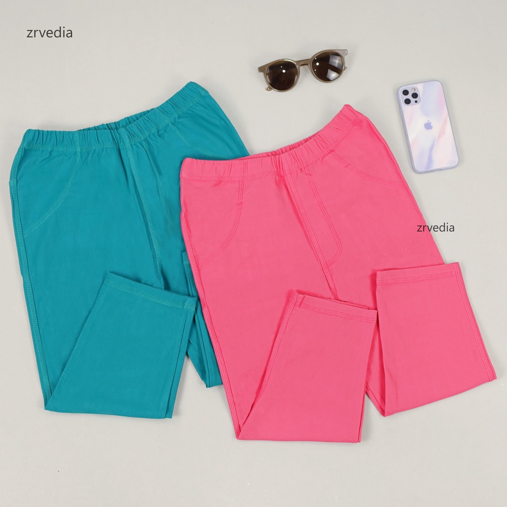 Jegging Laudya JUMBO fit to XXL / PREMIUM Panjang 3/4 Polos Tebal Pendek Import Denim Semi Jeans