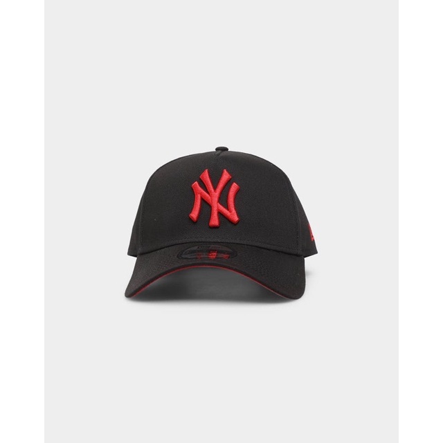 TOPI NEW ERA NY Black Red Adjustable Frame (Import)