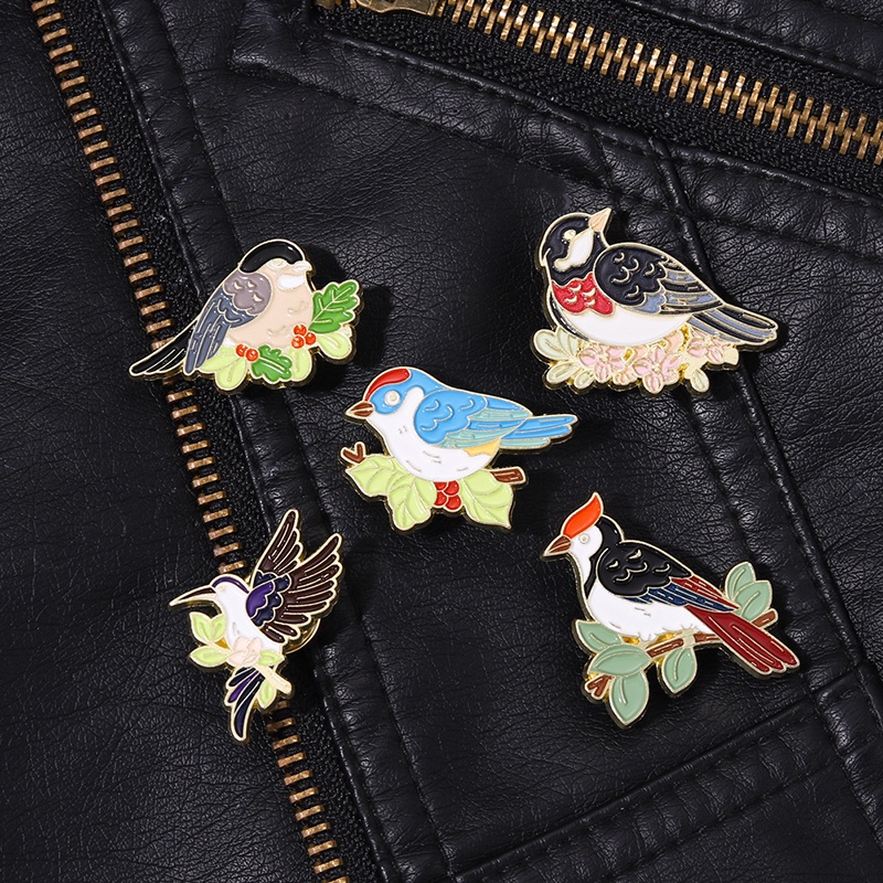 Bros Pin Enamel Bentuk Kartun Burung Pelatuk Warna-Warni Untuk Hadiah Teman