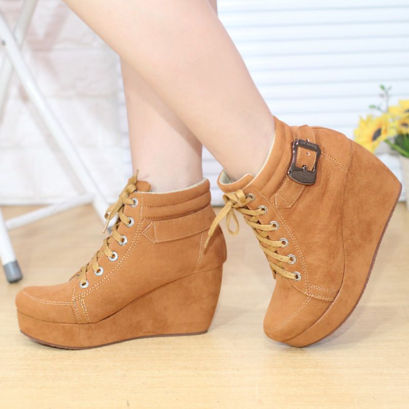 Boots wedges wanita Bay 02