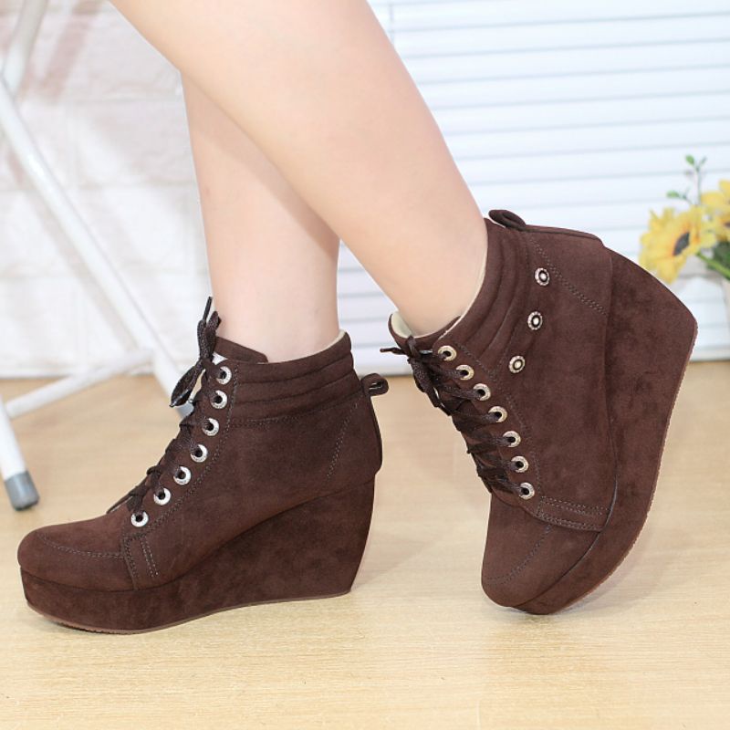 Boots wedges wanita Bay 01