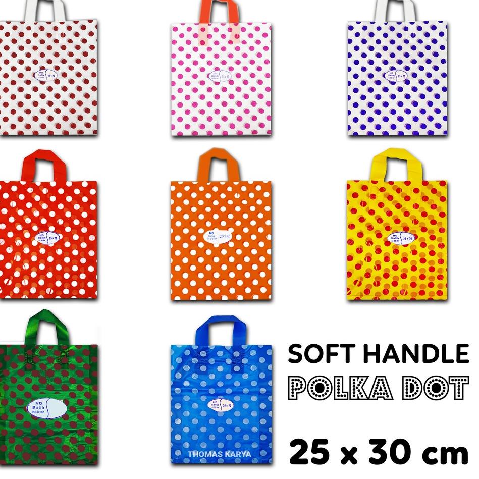 

Hadir Terunik Kantong Plastik Olshop 25x30 Motif BUNGA Isi 50 Shopping Bag Hajatan Soft Handle