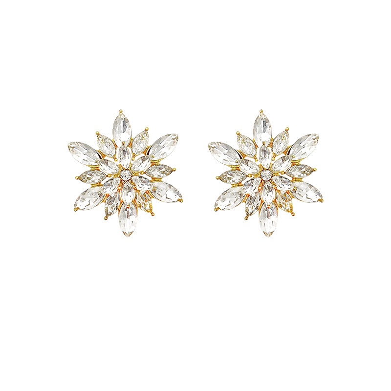 Anting Tusuk Desain Snowflake Bahan 925 silver needle Aksen Berlian