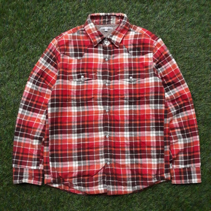 flannel sherpa uniqlo / kemeja flannel pria