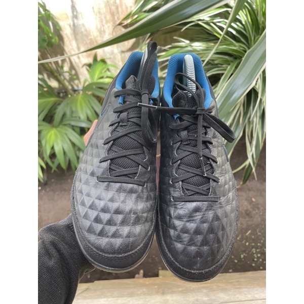 Sepatu Futsal Nike Legend 8 Academy IC black-siren red (second)