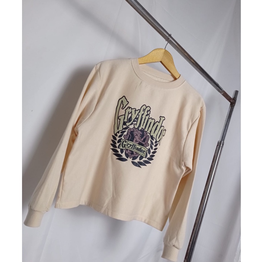 GRI FINDOR SWEATER CROOPE BAHAN FLEECE