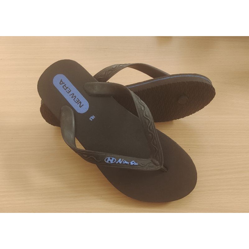 Sandal Jepit New Era Black