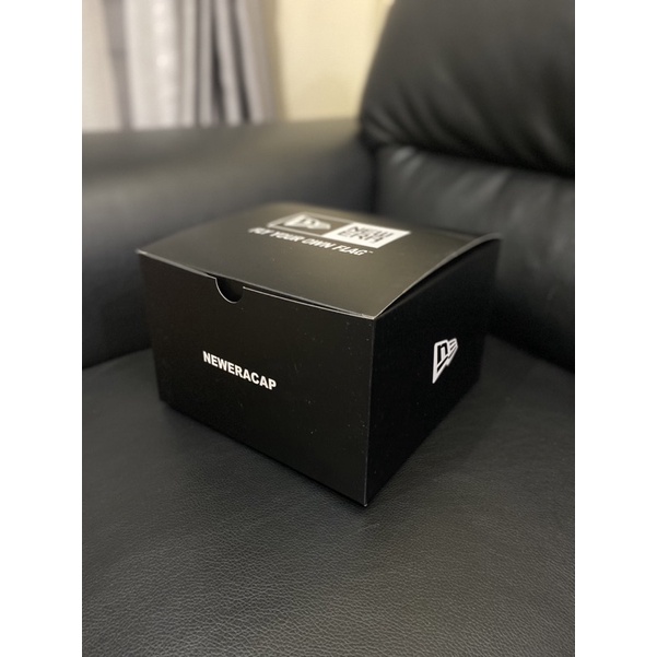 Box Topi BOX KARTON PAKING SERBAGUNA ( UK P20 x L20 x T12,5 cm ) BOX TOPI FULL HITAM KARDUS TOPI CLOTTHING