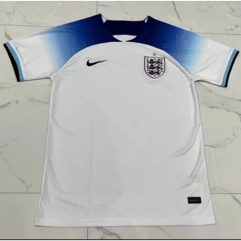 Jersey timnas Inggris 2022
