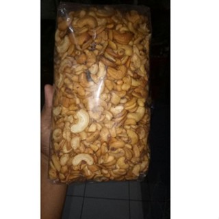 Jual Miliki Juga kacang mete patahan super mateng 1 kg 8TV | Shopee