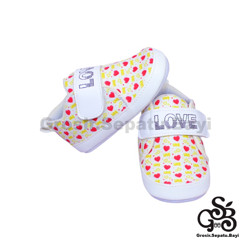 Sepatu Bayi - Baby Shoes - Prewalker  | 2-12 bulan | motif LOVE Putih ringan &amp; fleksibel