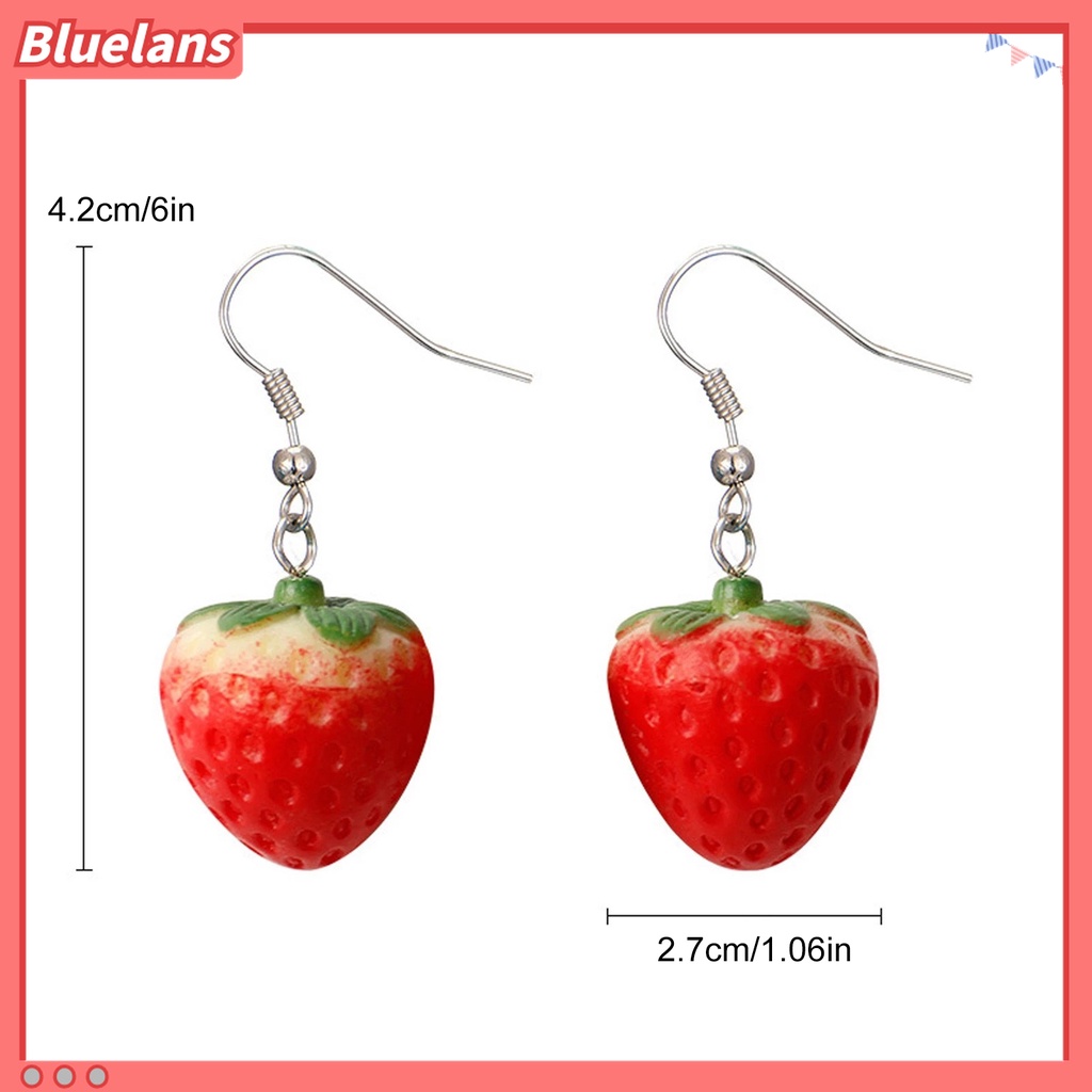 1 Pasang Anting Kait Menjuntai Desain Buah Strawberry Warna Merah