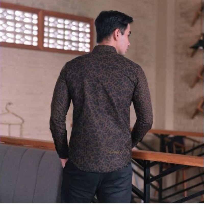 BAJU BATIK PRIA LENGAN PANJANG SLIM FIT FURING MODERN S M L XL XXL KEMEJA FORMAL CASUAL KATUN HALUS ADEM ASLI SOLO SRAGENAN TERBARU TERLARIS BATIKMASKU ACARA KONDANGAN LAMARAN TUNANGAN GROSIR NIKAHAN SERAGAMAN PARTAI PNS KORPRI KANTOR LUMUT