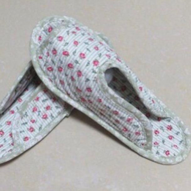 Sendal Rumah Kain Bunga Sandal Anti Slip Quilt Renda by Gaia - Hijau