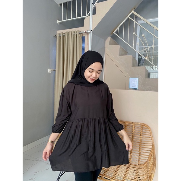 verly tunic // Tunik Wanita Sephia Fenie Ruffle Tunic // baju tunic hitam putih