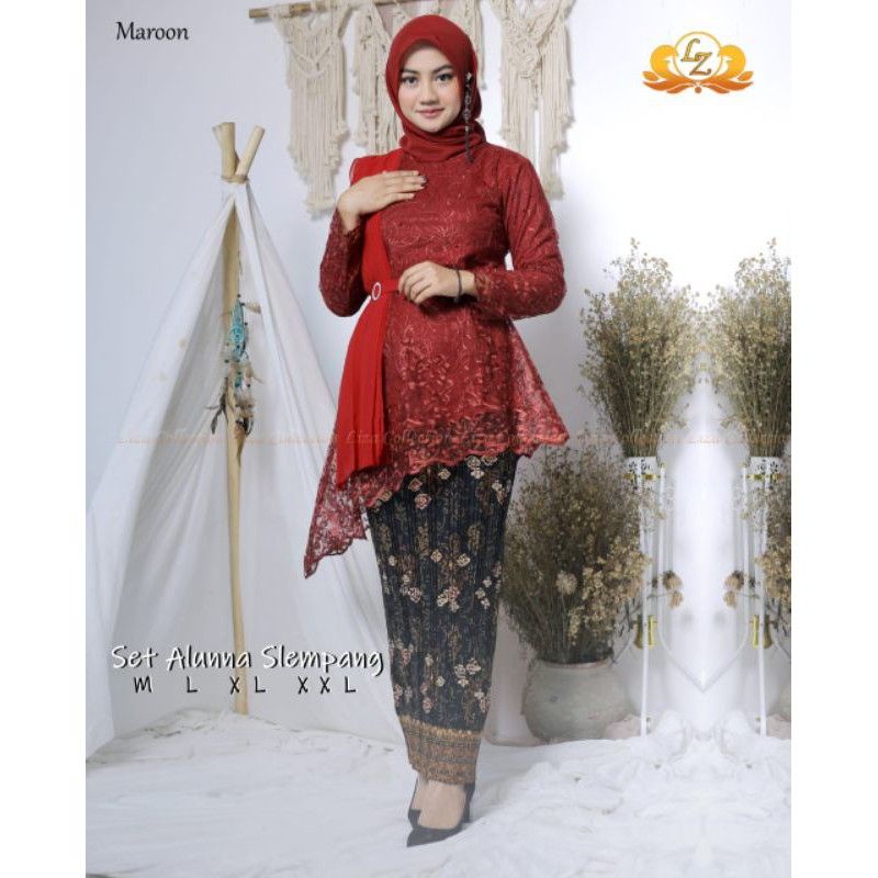 Kebaya Modern//Kebaya Wisuda Modern//Kebaya brokat//kebaya kondangan wanita//kebaya terbaru
