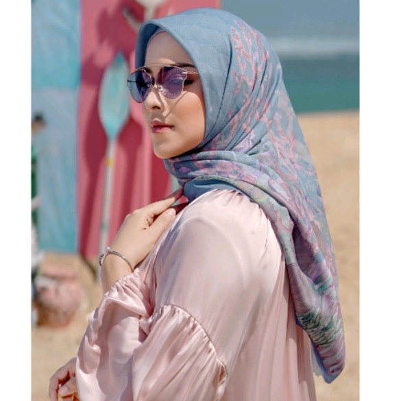 Scarf Buttonscarves The Little Mermaid X Disney