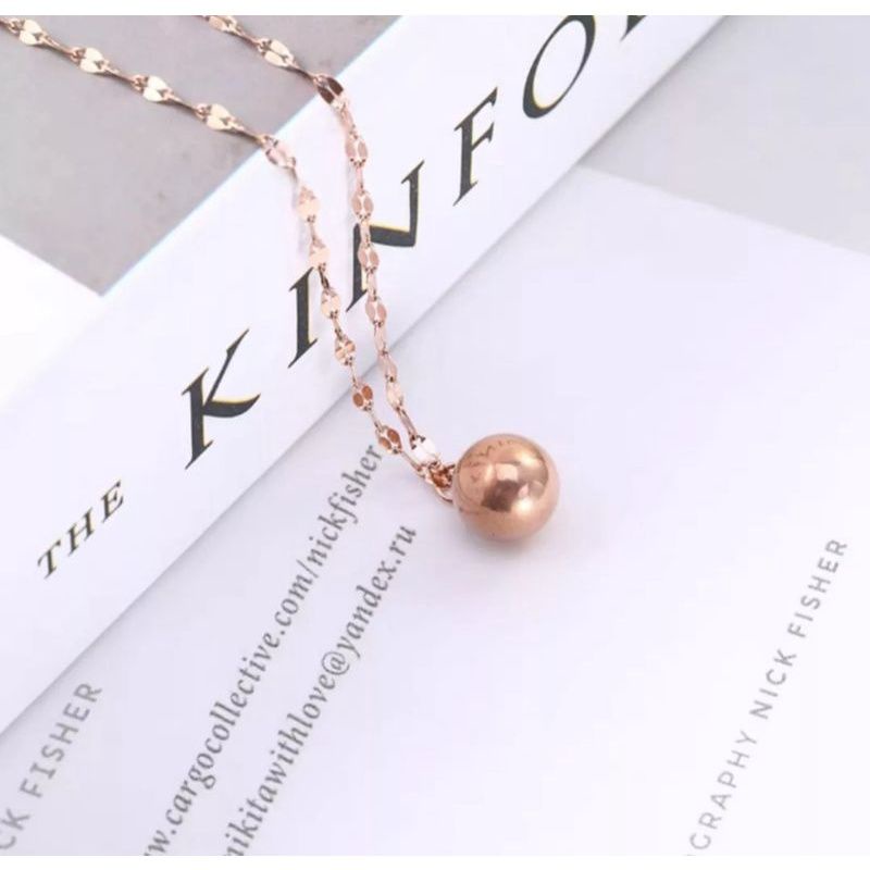 kalung bola simple titanium anti karat&amp;alergi gold and silver colour 45cm