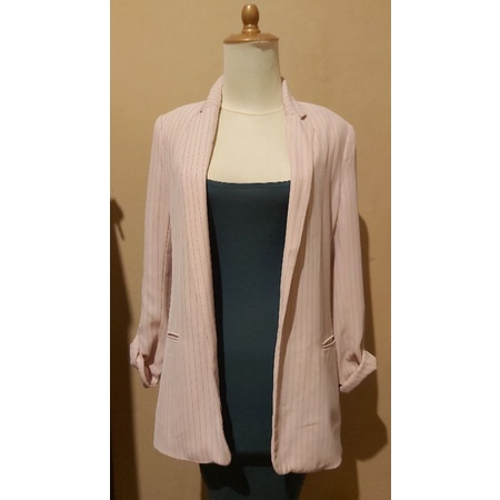 PRELOVED BLAZER BERSHKA