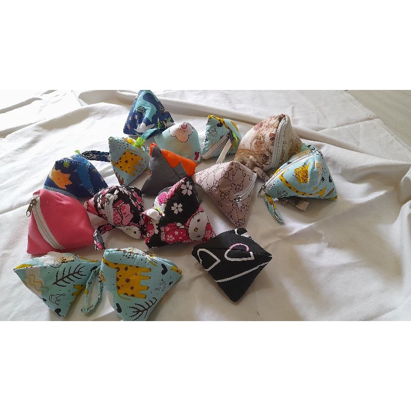 Dompet koin segitiga / Dompet ketupat / Souvenir Dompet koin