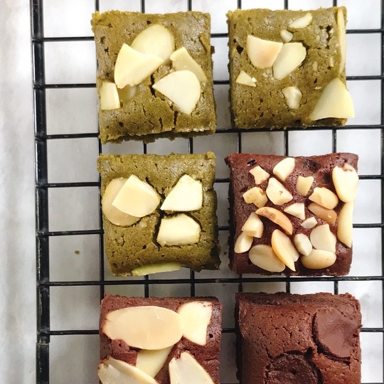 

Gluten-free matcha brownies