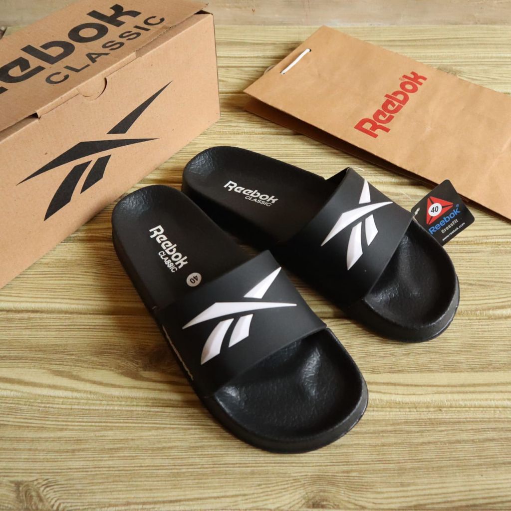 Sandal Pria Wanita Terbaru Anti Slip Bahan Karet Lentur Sandal Slop Full Black