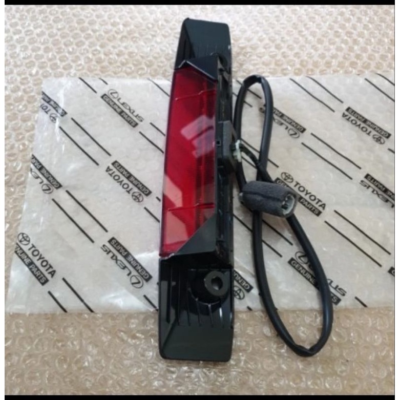 Lampu Spoiler Grand New Avanza xenia veloz 2019 2020 2021 original Tun Motors