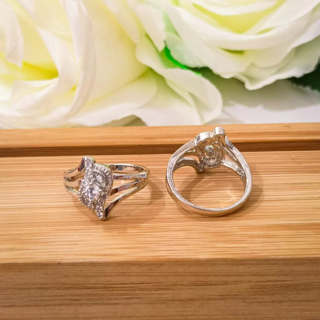 Perhiasan Cincin Model Simpel Polos Elegant Gold Lapis Emas Xuping fashion