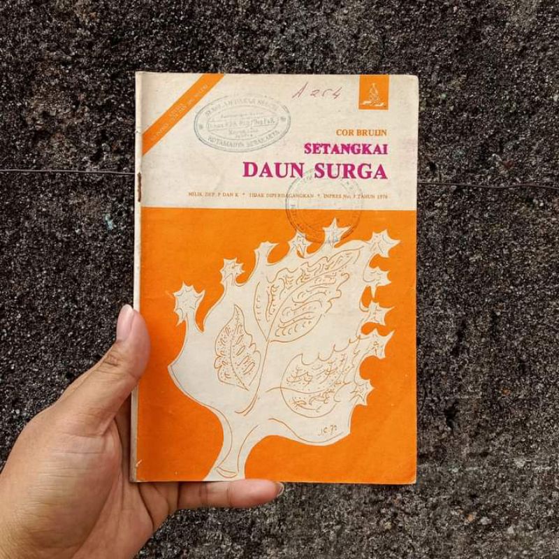 buku SETANGKAI DAUN SURGA - Cor Bruijn