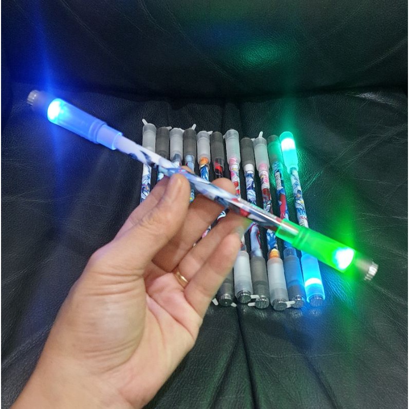 LED ULTRA MAN SPINNING PEN / PEN PUTAR / PEN AJAIB / PEN ANTI STRESS / PEN BALANCE