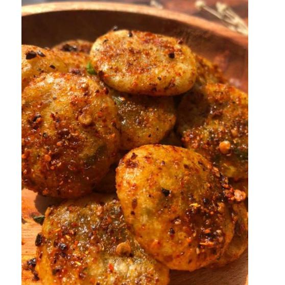 

Keren abis--Cipak Koceak Mentah isi ayam cincang 12 pcs