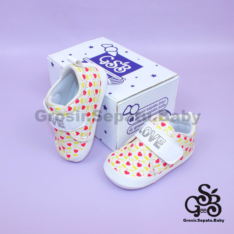 Prewalker - Sepatu Bayi - Baby Shoes | 2-12 bulan | motif LOVE Putih ringan &amp; fleksibel