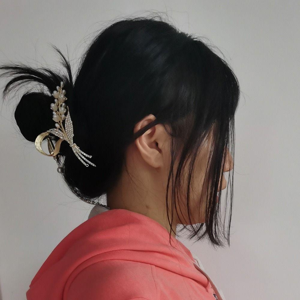 Needway  Padi Bunga Rambut Cakar Jepit Rambut Elegan Fashion Mutiara Untuk Gadis Ponytail Holder Hiasan Kepala Berlian Untuk Wanita Gaya Korea Hair Clip