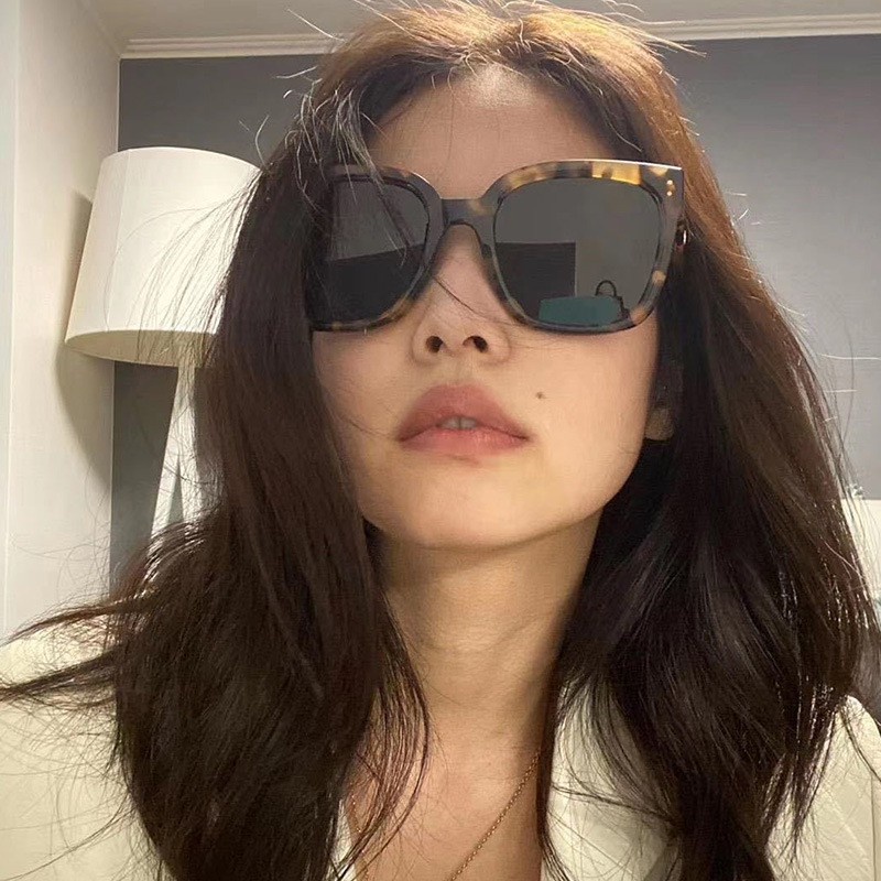 Roselife GM Kacamata Hitam Oversized Frame Kotak Untuk Pria / Wanita