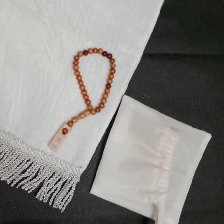 Sajadah muka polos hitam dan putih murah - Putih, tipis (no busa)