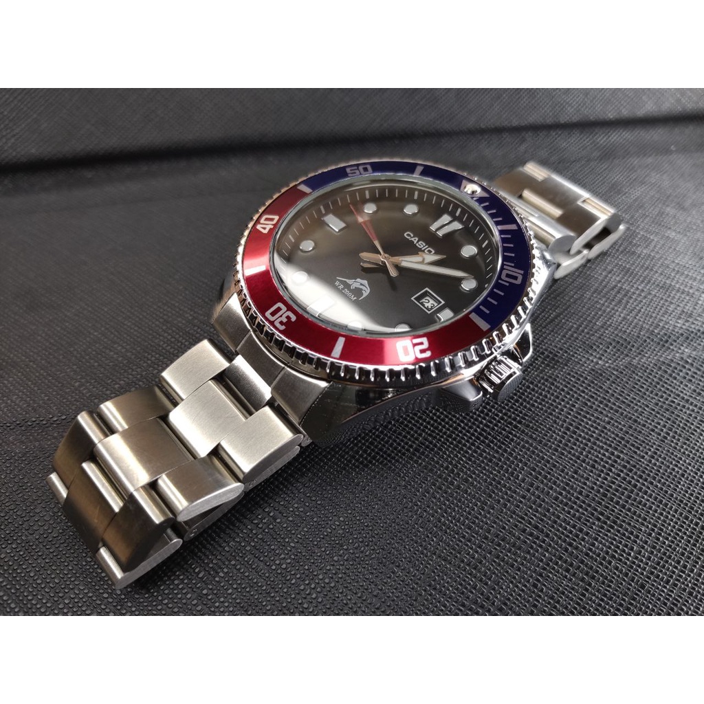 Jam Tangan Casio Duro 200 Men's Diving Watch MDV-107-1A3V
