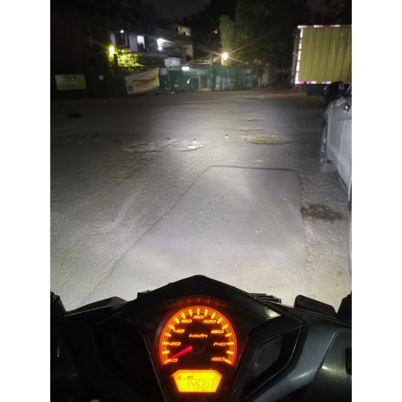 LAMPU LED MOTOR LUMINOS Z2 BISA 2 WARNA 3 SISI PUTIH KUNING HI LOW