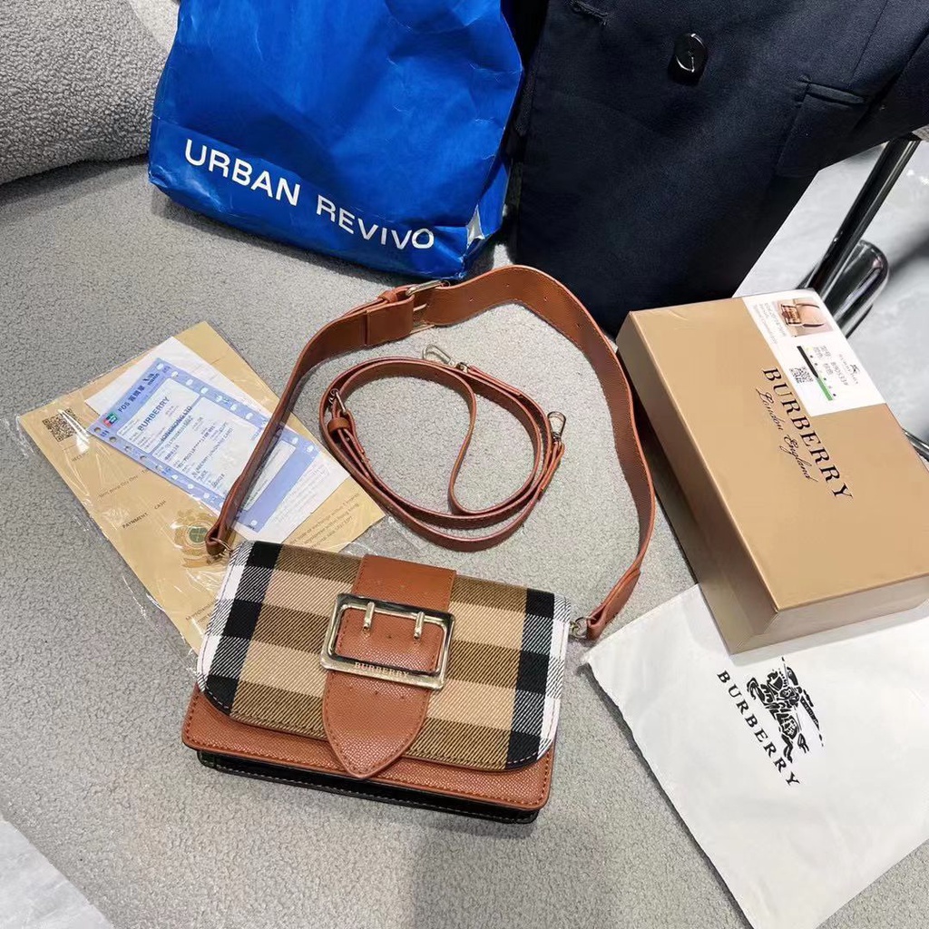 Bvrberry  Madison House Check Embossed Bridle Belt Crossbody 90533 (FreeDust Bag+ Bubble Wrap+Noseri)