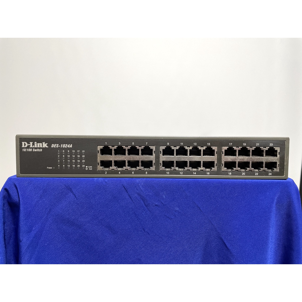 switch hub dlink des 1024a 24 port 10 100