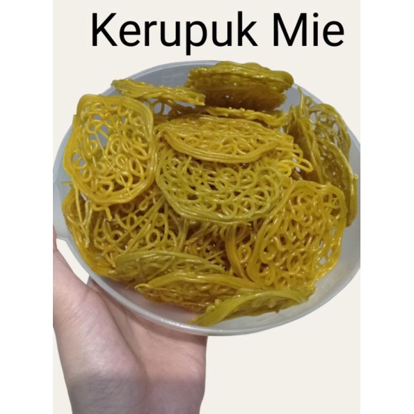 

Kerupuk mie kuning kemasan