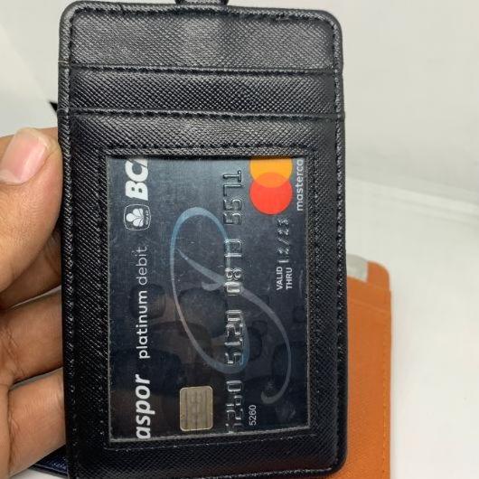 

Terlaku. ZCCGB Name Tag Kulit Holder Kalung Gantung Dada Id Card 4 Kartu Karyawan P50 ➧Terkini