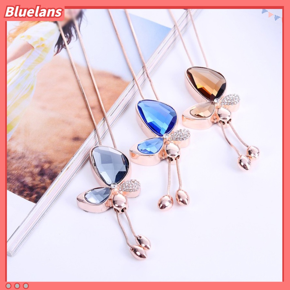 Kalung Rantai Dengan Liontin Kupu-Kupu Aksen Berlian Imitasi Untuk Wanita