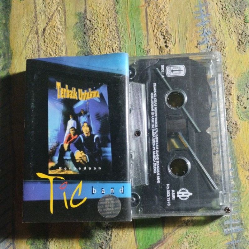 Kaset pita Tic Band