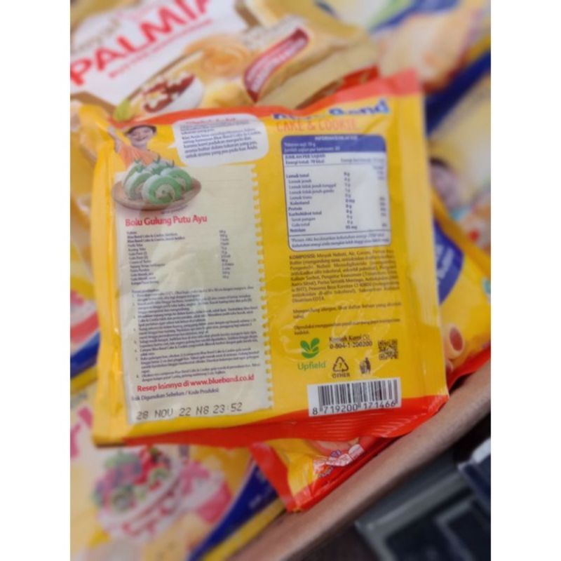 

Blue Band Cake and Cookies margarin Sachet 200gr
