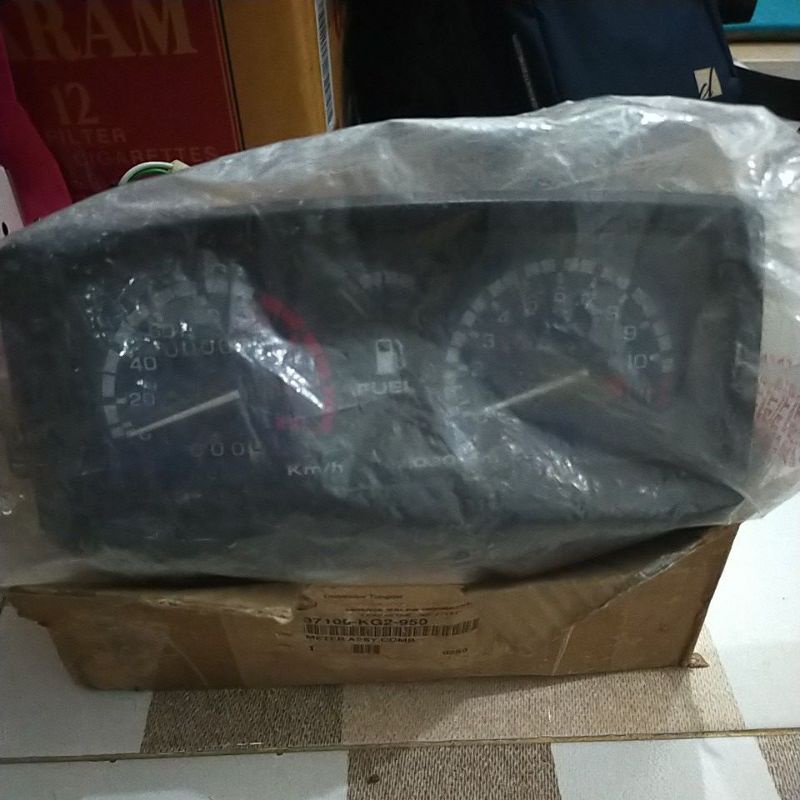 speedometer GL PRO Black Engine Original New Old