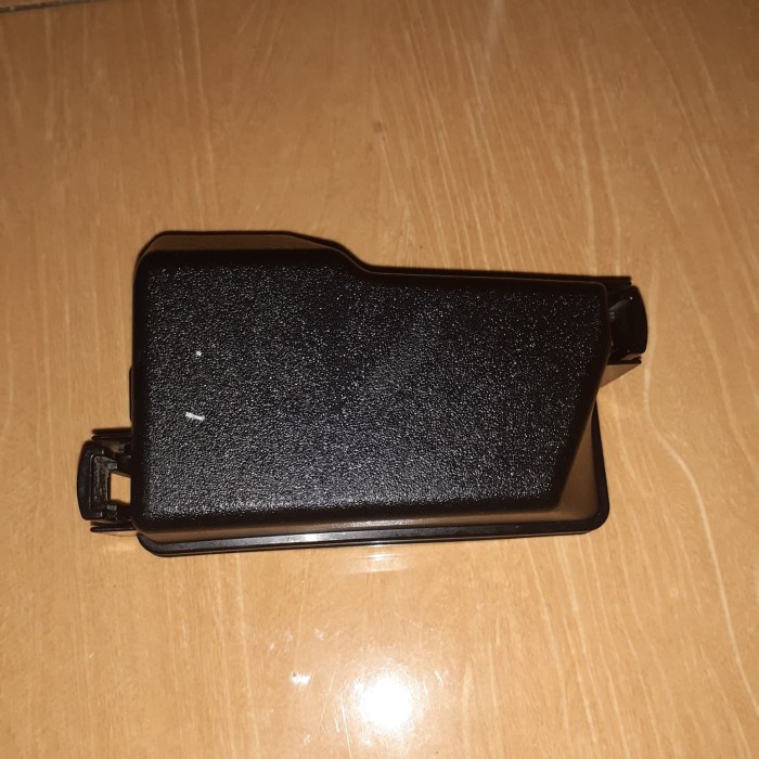 [BAYAR DIRUMAH] Tutup Box Sikring Sigra Calya / Perlengkapan Variasi Mobil Murah / Aksesoris Eksteri